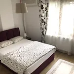 Hotel Grand *