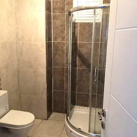 Szálloda Grand *
